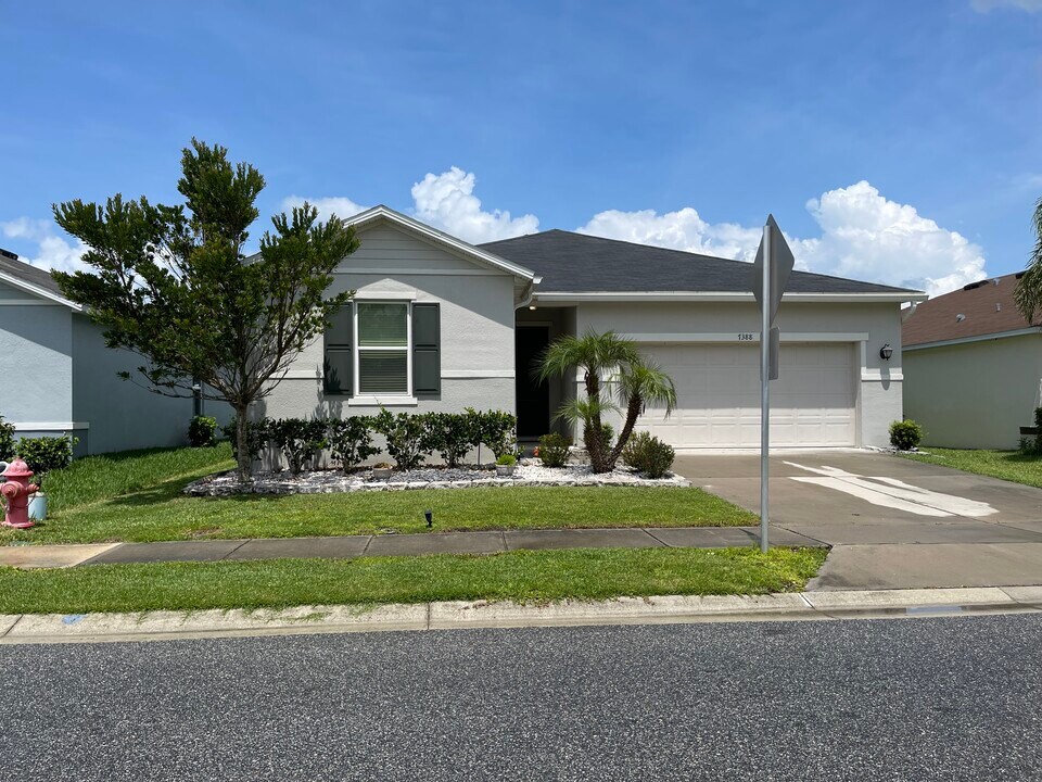 7388 Ibis Dr in Lakeland, FL - Building Photo