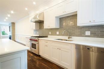 43 Dwight St, Unit 1 in Brookline, MA - Building Photo