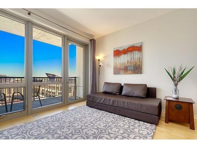 929 Portland Ave in Minneapolis, MN - Foto de edificio - Building Photo