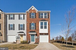 10302 Heritage Trl Ct in Manassas, VA - Building Photo
