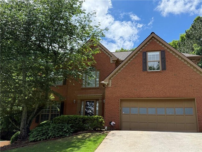 2744 Springfount Trail NE