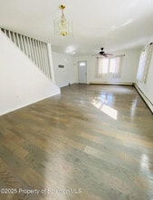 209 Lincoln St in Dickson City, PA - Building Photo - Building Photo