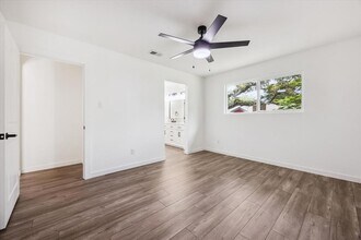 7103 Treasure Cove in Austin, TX - Building Photo - Building Photo