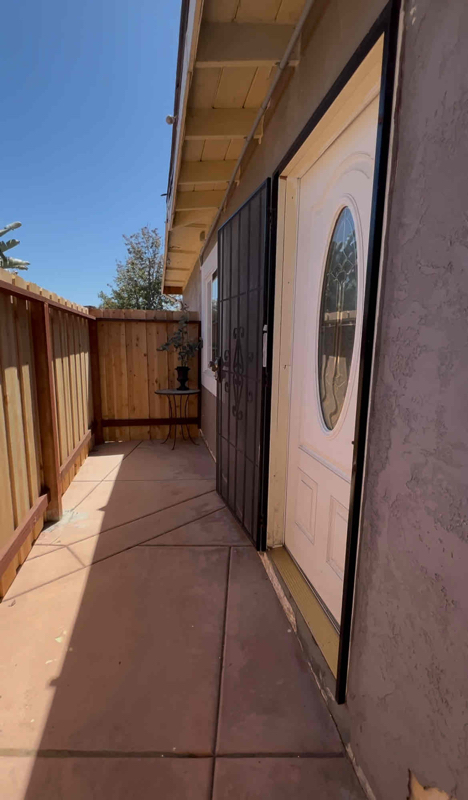 property at 1765 Kraft St