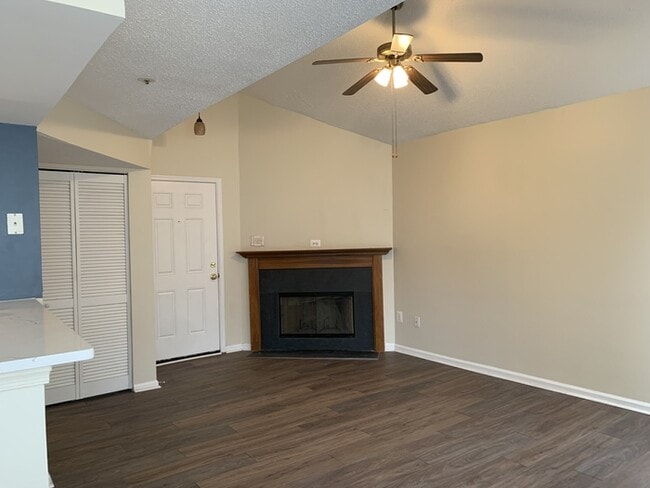 14053 Vista Dr in Laurel, MD - Building Photo - Building Photo