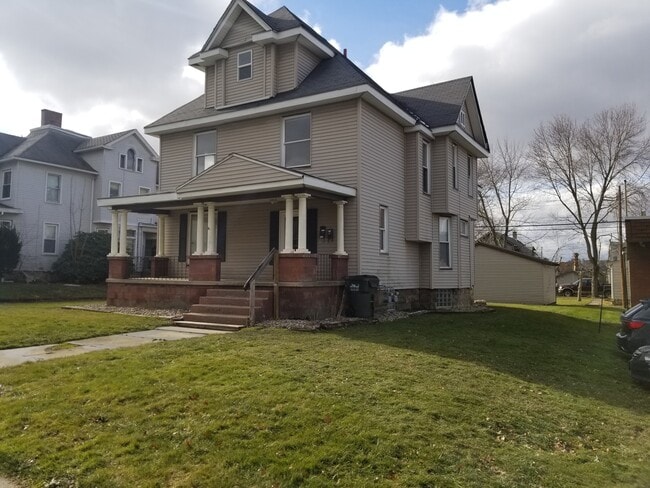 1015 S Arch Ave, Unit 1015 2nd floor