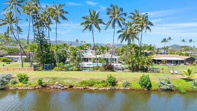 748 Mokapu Rd in Kailua, HI - Building Photo - Building Photo
