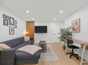 11011-11151 151 St NW in Edmonton, AB - Building Photo - Building Photo