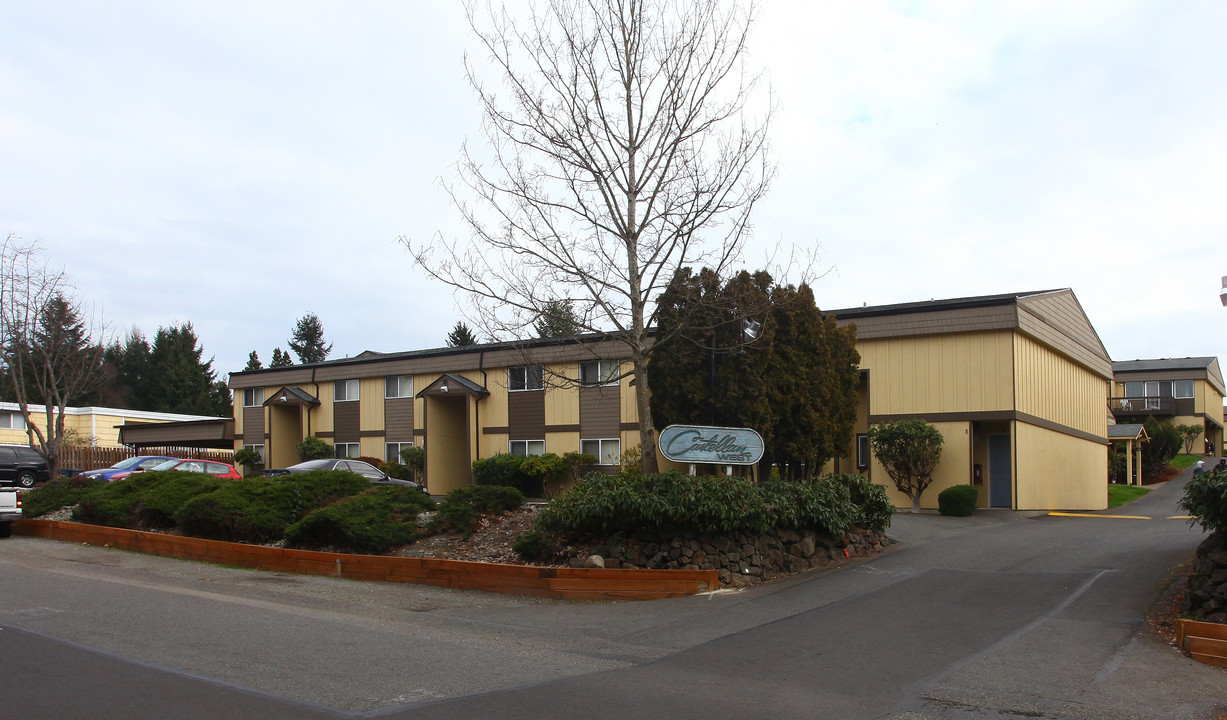 Castellan West Apartments in University Place, WA - Building Photo