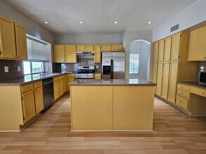 110 E Evelyn Ln in Tempe, AZ - Building Photo - Building Photo