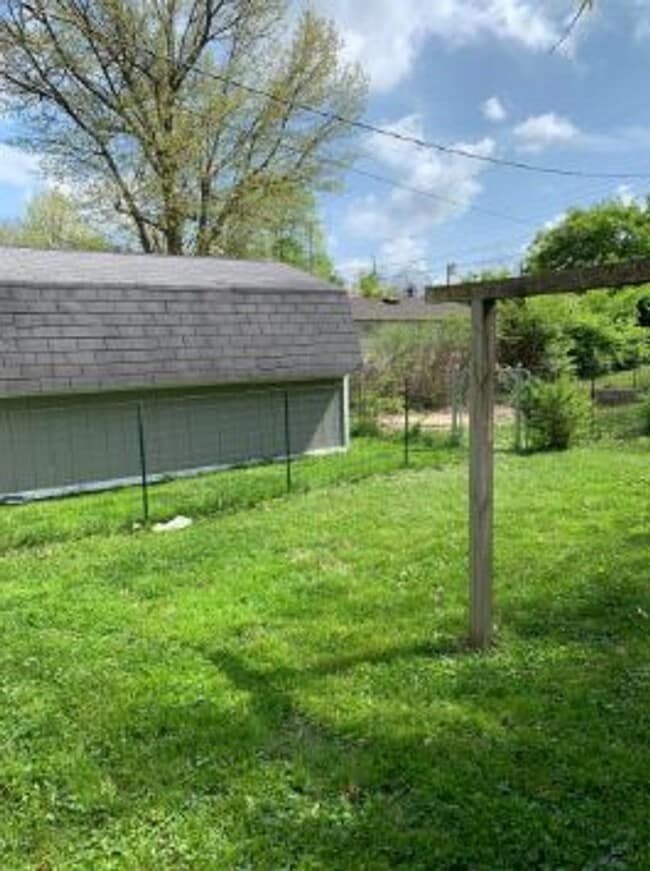 1038 Marcellus Dr in Lexington, KY - Building Photo - Building Photo