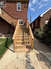 187 Stirton St in Hamilton, ON - Building Photo - Building Photo