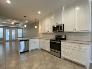 15421 Grass Cay Ct in Corpus Christi, TX - Building Photo - Building Photo