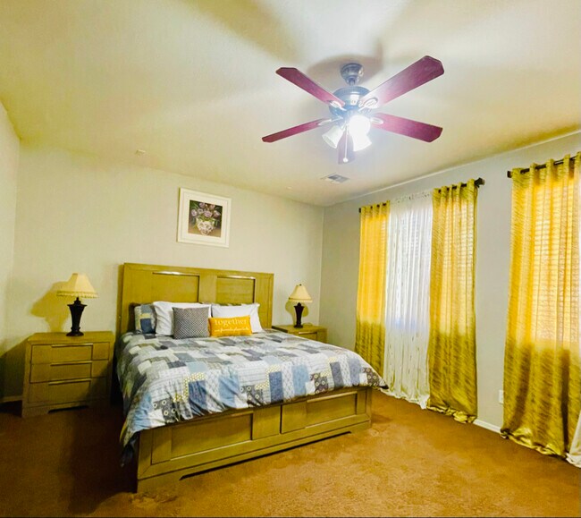 11136 East Starkey Avenue in Mesa, AZ - Foto de edificio - Building Photo