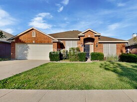 7509 Amsterdam Ln in Arlington, TX - Building Photo