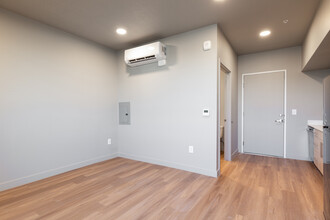 Colony B in Salt Lake City, UT - Building Photo - Interior Photo