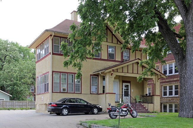 3434 University Ave in Des Moines, IA - Building Photo - Building Photo