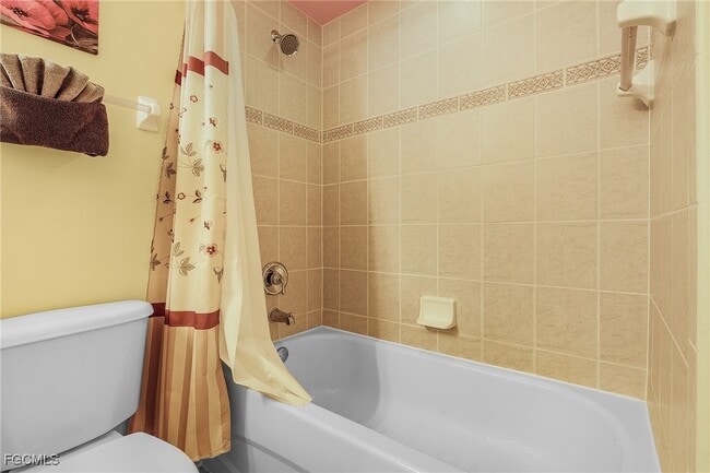 property at 3210 Cottonwood Bend