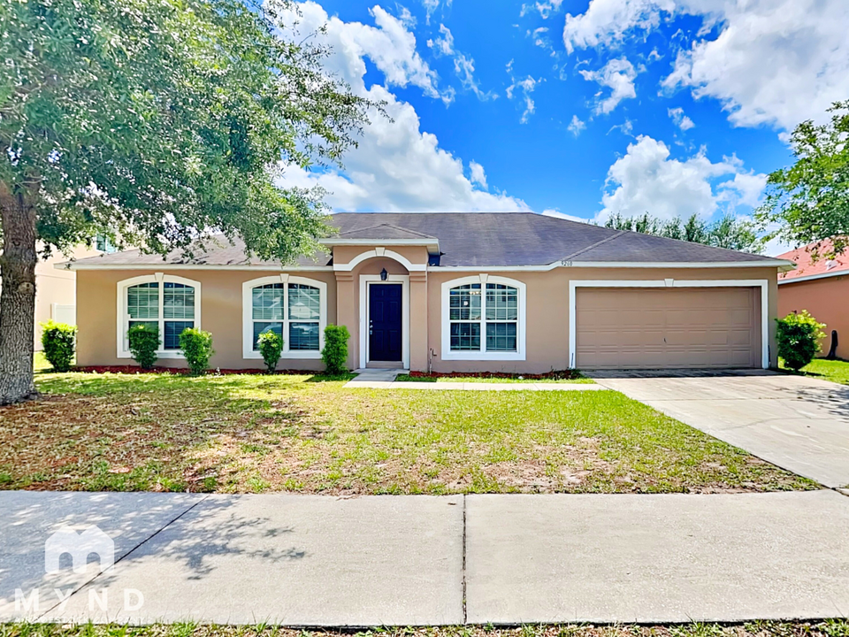 9260 Caracara Drive in Jacksonville, FL - Building Photo