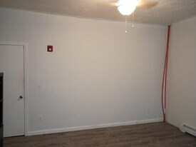 146 Chandler St in Worcester, MA - Building Photo