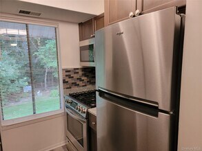 10 Houston Ct in Coram, NY - Building Photo - Building Photo