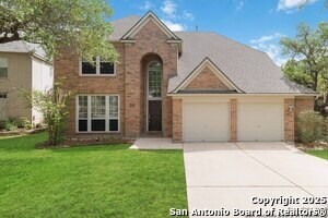 18611 Surrey Wood in San Antonio, TX - Building Photo