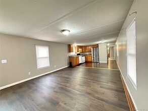 349 W Main St in Goshen, NY - Foto de edificio - Building Photo