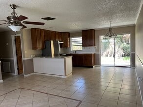 444 Georgia Ave in Longwood, FL - Foto de edificio - Building Photo