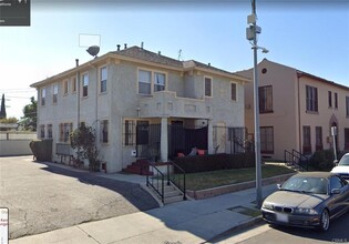 2901 Kenwood Ave in Los Angeles, CA - Building Photo - Building Photo