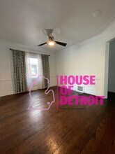 6110 Yorkshire Rd in Detroit, MI - Building Photo - Building Photo