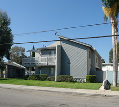 13811 Cherry St in Westminster, CA - Building Photo - Building Photo