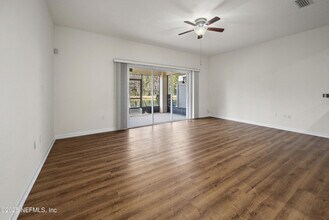 5973 Pavilion Dr in Jacksonville, FL - Building Photo - Building Photo