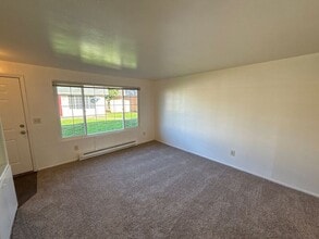 580 Ford St SE in Salem, OR - Building Photo - Building Photo