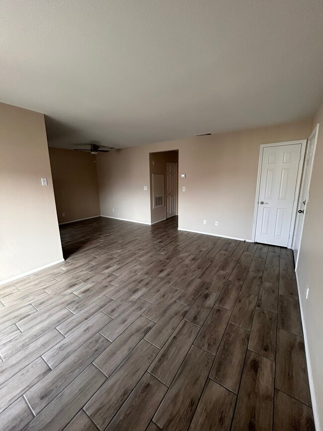 7300 Pirates Cove Rd, Unit 2059 in Las Vegas, NV - Building Photo - Building Photo