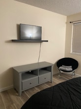 21071 Gary Dr in Castro Valley, CA - Building Photo - Building Photo