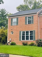 15010 Wheatland Pl in Laurel, MD - Foto de edificio - Building Photo