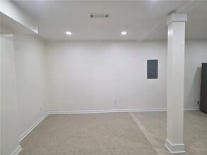 2435 Bouldercliff Way SE in Atlanta, GA - Foto de edificio - Building Photo