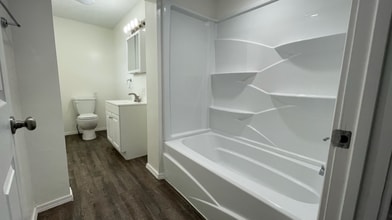 415 N Washington St, Unit A in Warsaw, IN - Building Photo - Building Photo