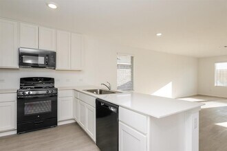 9612 NW 125th St in Yukon, OK - Building Photo - Building Photo