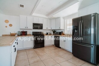 74825 Twilight Dr in Twentynine Palms, CA - Building Photo - Building Photo