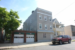 462 Compton Ave Apartments