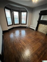 302 W Nesquehoning St in Easton, PA - Building Photo - Building Photo