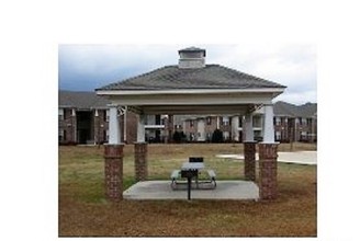 Sheffield Condos in Fayetteville, NC - Building Photo - Building Photo