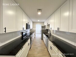 415 S Lesueur in Mesa, AZ - Building Photo - Building Photo