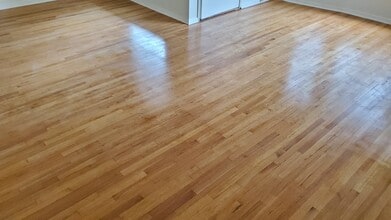 5080 Pickford St, Unit 5080 in Los Angeles, CA - Foto de edificio - Building Photo