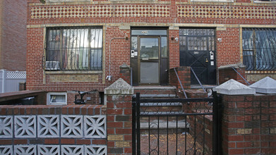 442 Atkins Ave in Brooklyn, NY - Building Photo - Building Photo