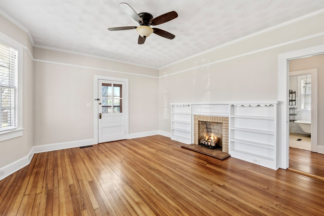6 Spur St in Lyman, SC - Building Photo