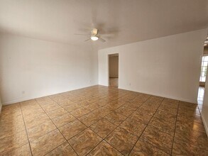 8116 E Monte Vista Rd in Scottsdale, AZ - Building Photo - Building Photo