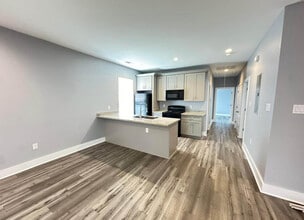 2670 Jasmine St in New Orleans, LA - Foto de edificio - Building Photo