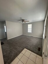 317 S Market St in Mt Vernon, MO - Building Photo - Building Photo